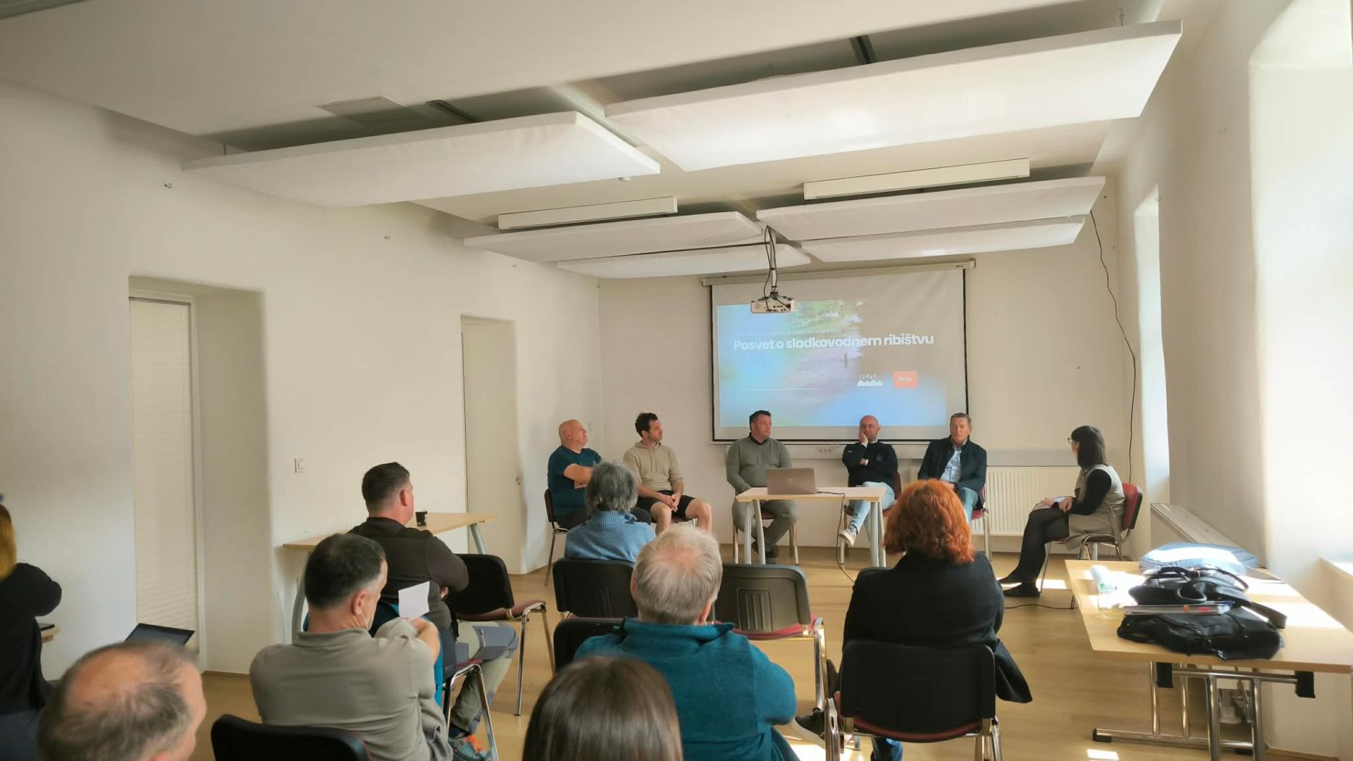 cerkno-gostilo-o-izzivih-in-priloznostih-sladkovodnega-ribistva